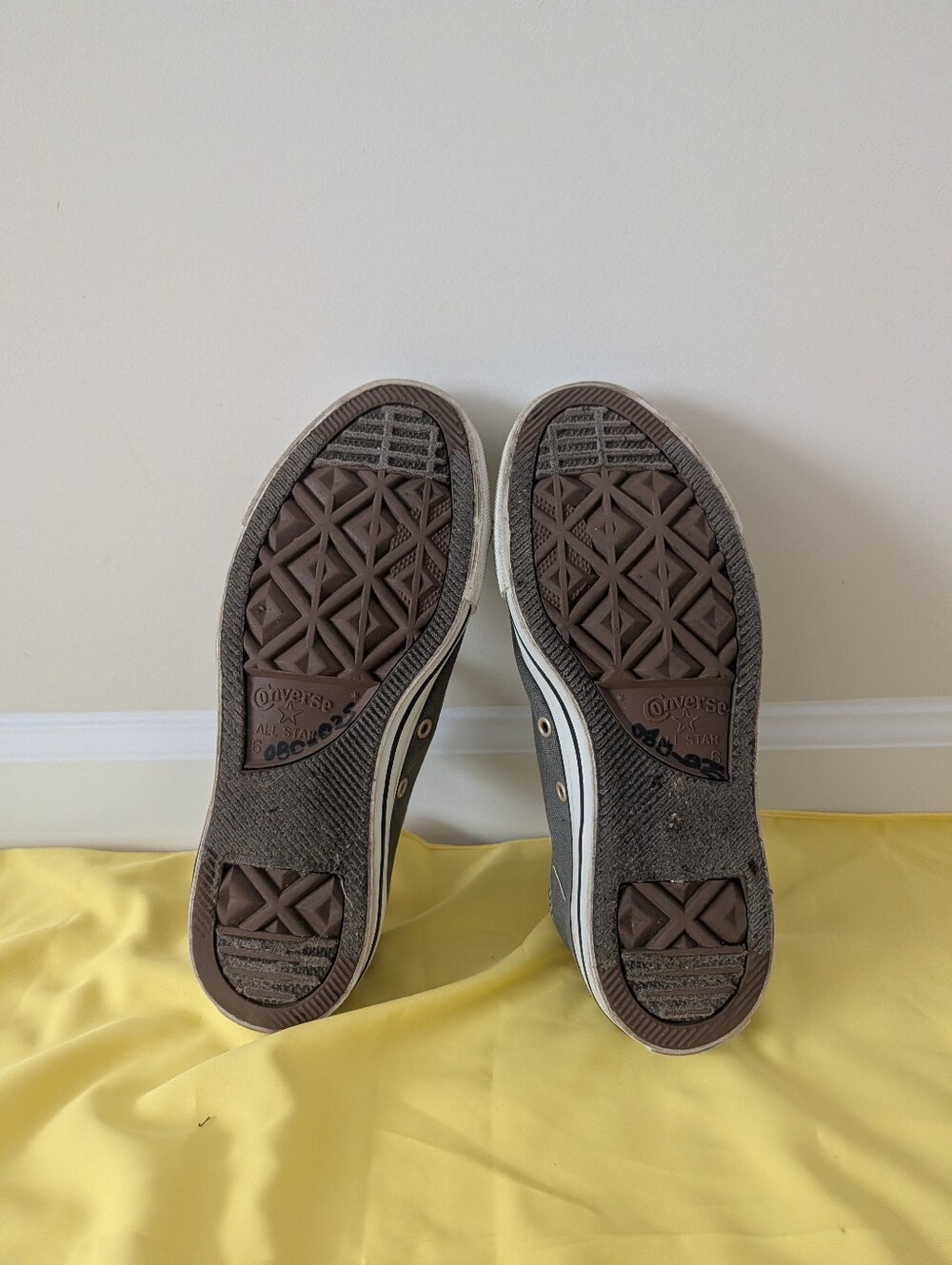 Converse - Picture 5 of 5
